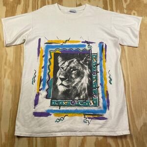 Vintage 90s African Lion Graphic T-Shirt – White – Made in USA – Men’s XL
